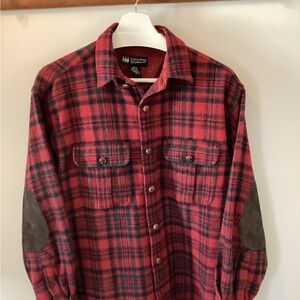 Banana Republic 70% Wool Cabinwear Red Plaid Shirt with Elbow suede Patches.